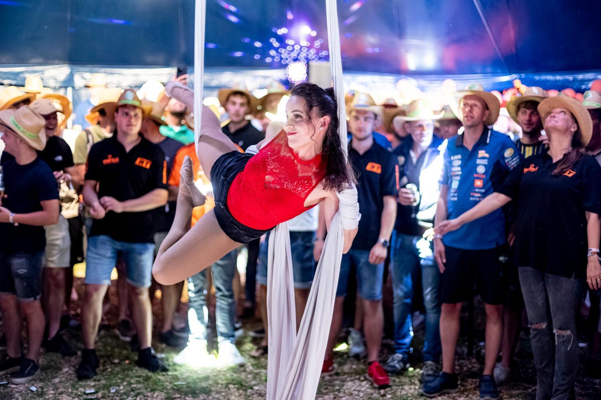 ホテル Racingtours Racecamp - Spielberg Spielberg Bei Knittelfeld 部屋 写真